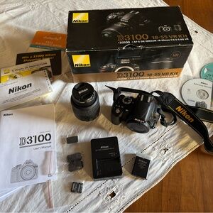 Nikon D3100 DSLR Camera Kit - Black